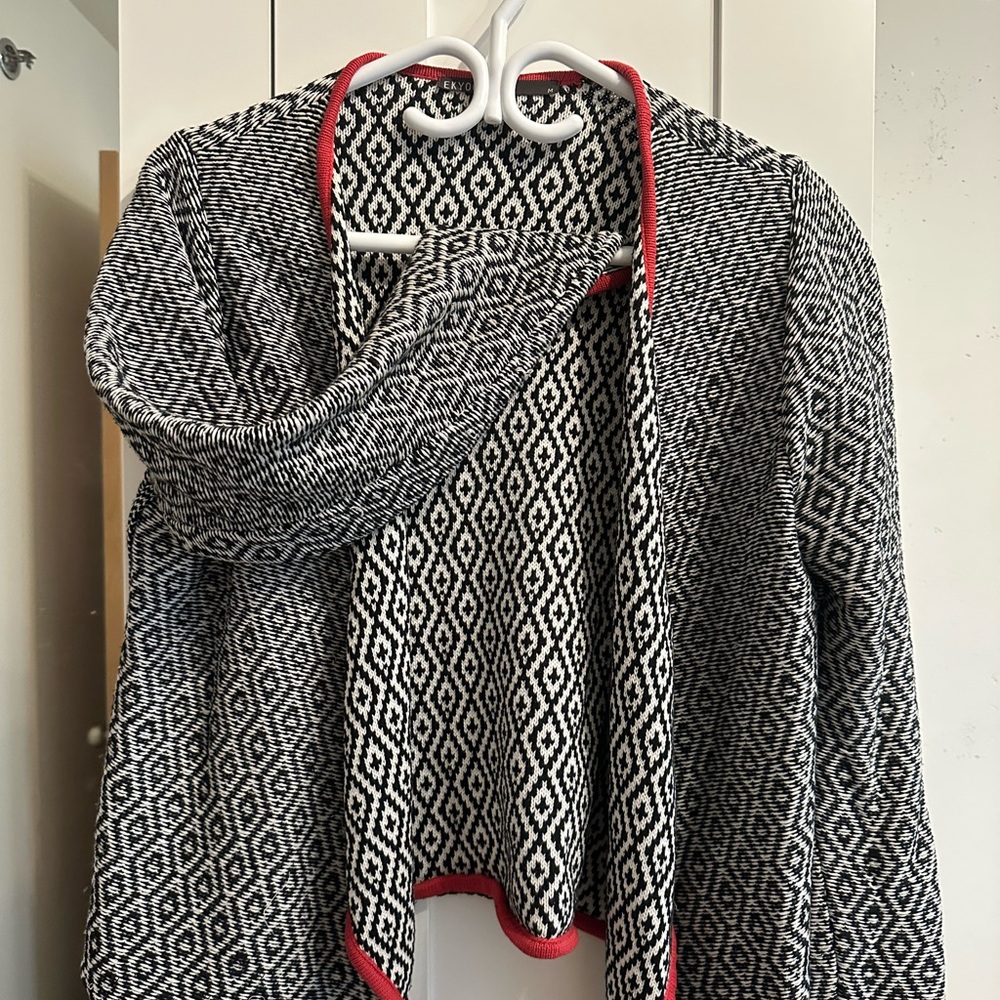 Black and White Patterned Women's Sweater with Red Trim